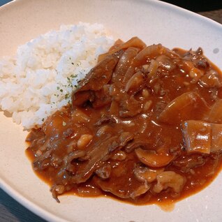 超本格的！家庭にいながら洋食屋さんのハヤシライス！